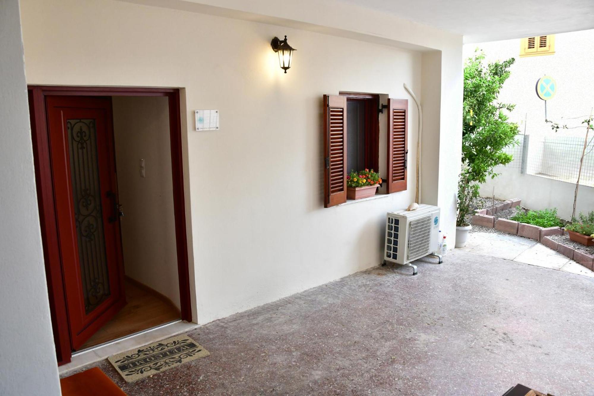 Αρχοντικό Σπίτι Στην Αίγινα Apartment Exterior foto