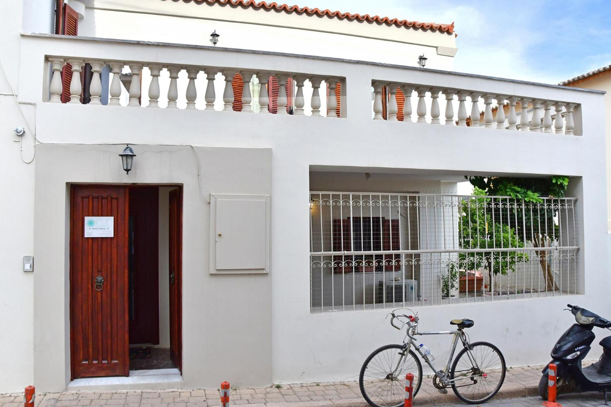Αρχοντικό Σπίτι Στην Αίγινα Apartment Exterior foto